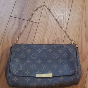 Louis Vuitton Monogram Favorite Clutch PM Bag